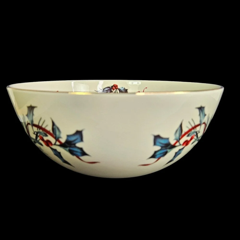 Lenox Winter Greetings Serving Bowl Sentiment Home is Where Round McClung Box